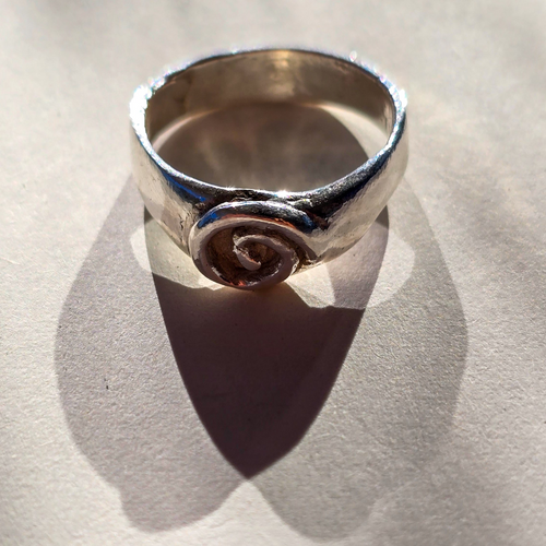Atelier bague en argent — Mézières