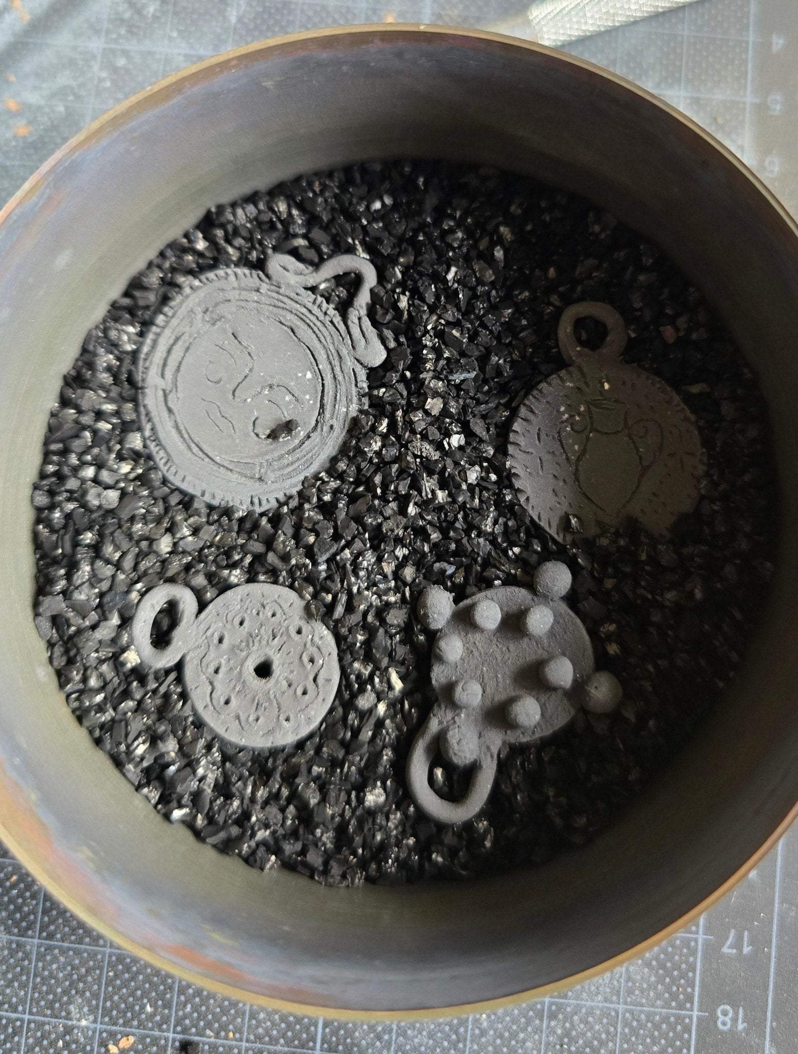 Empreinte : Atelier Médaillon Bronze - Soa Rituals